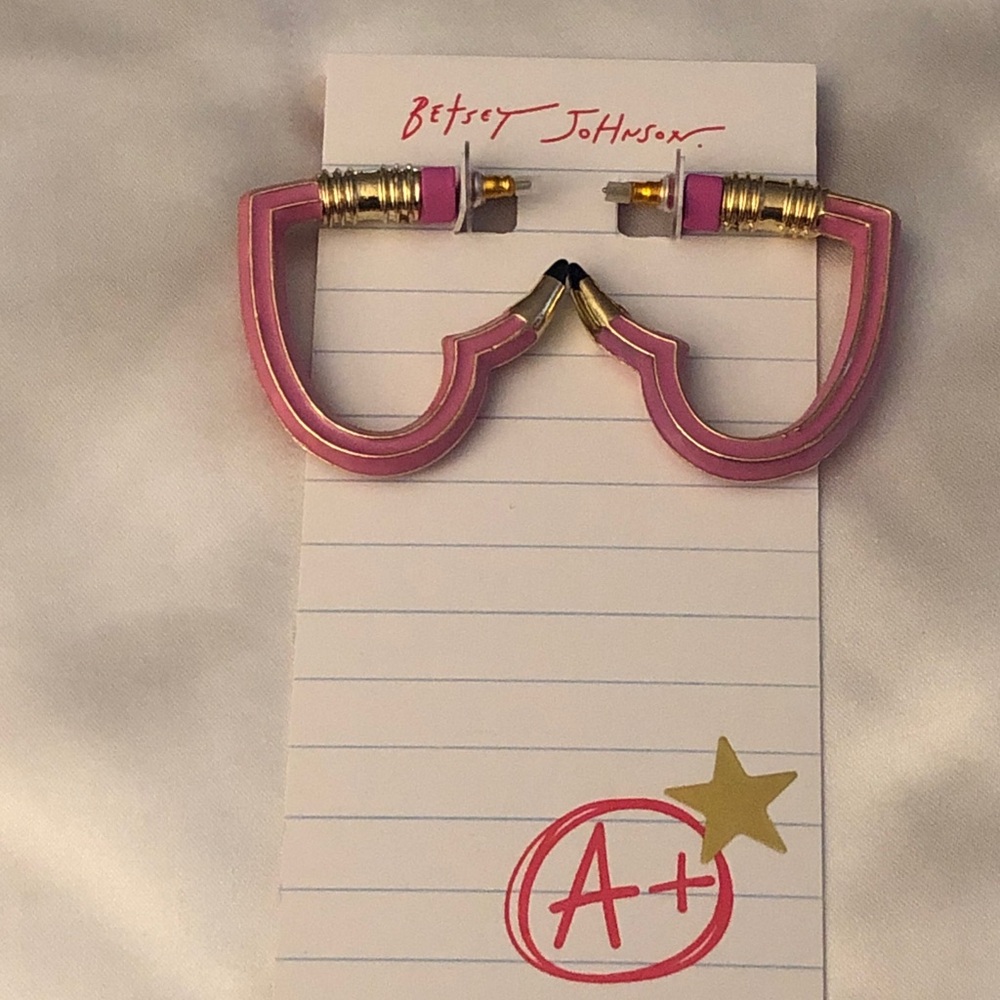 Betsey Johnson Gold Tone & Pink Enamel Heart Shaped Pencil Hoop Earrings NWT